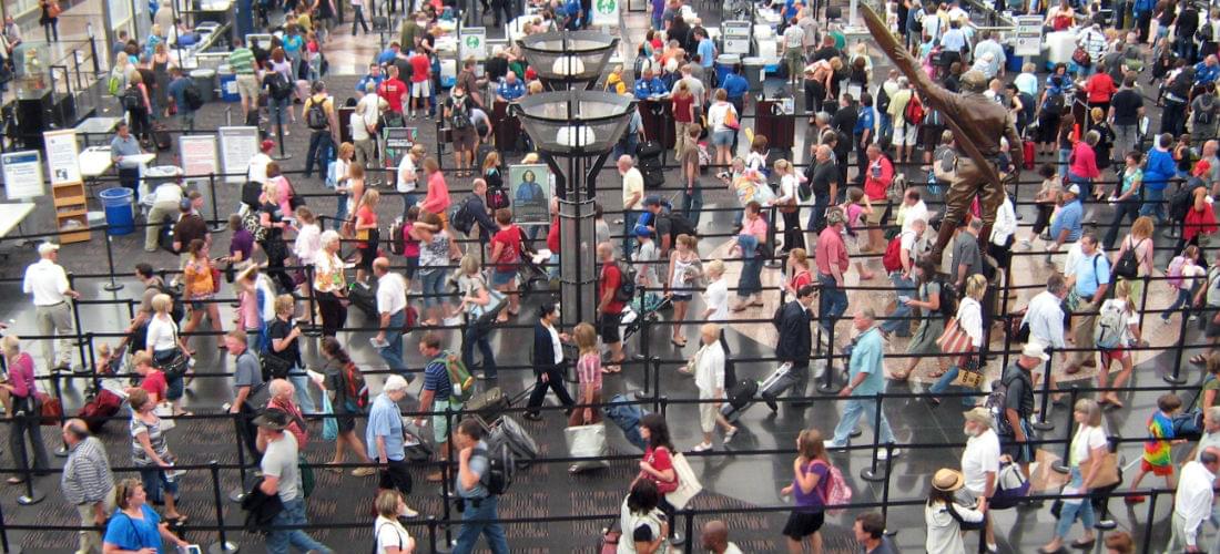 airport customs line