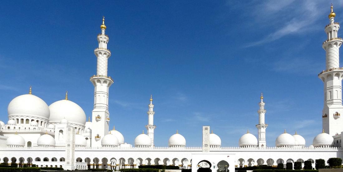 Experience Abu Dhabi's Sophistication and Culture