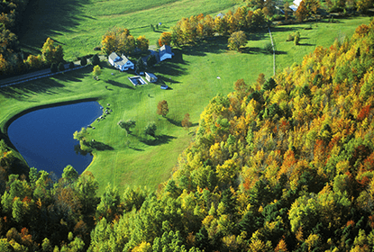 landbouwbedrijf vijver stowe lamoille herfst luchtmening